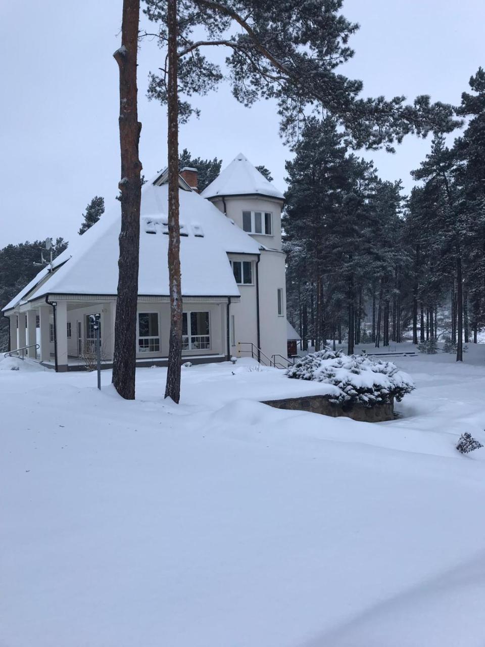 Priedaine Hotel Krāslava Eksteriør billede